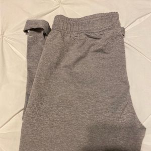 Gymshark leggings size small in grey